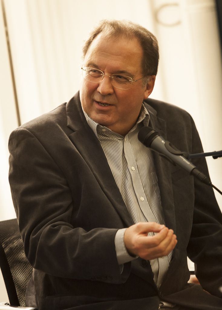 Dr. Reiner Stach